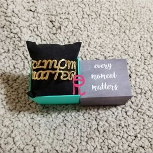 💖 JANUARY 2018 RUSTIC CUFF CHICAGO REGIFTERS RARE